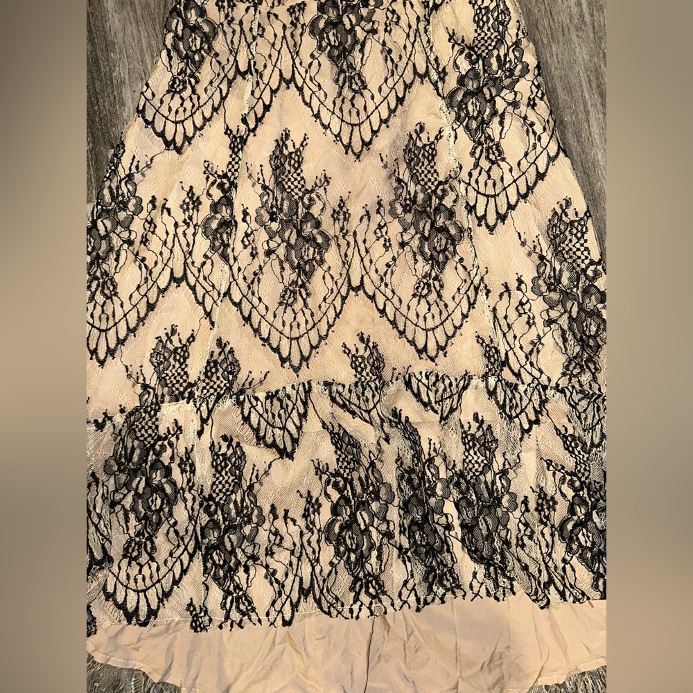 Mia Joy Joyfolie Elegant Lace Maxi Dress Woman’s small Tix NWOT - Picture 5 of 5